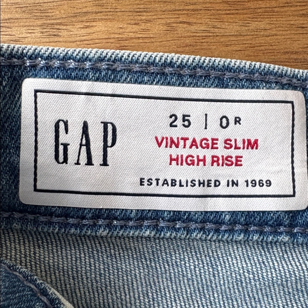 GAP Vintage Slim High Rise Jeans - Light Blue - Picture 2 of 8